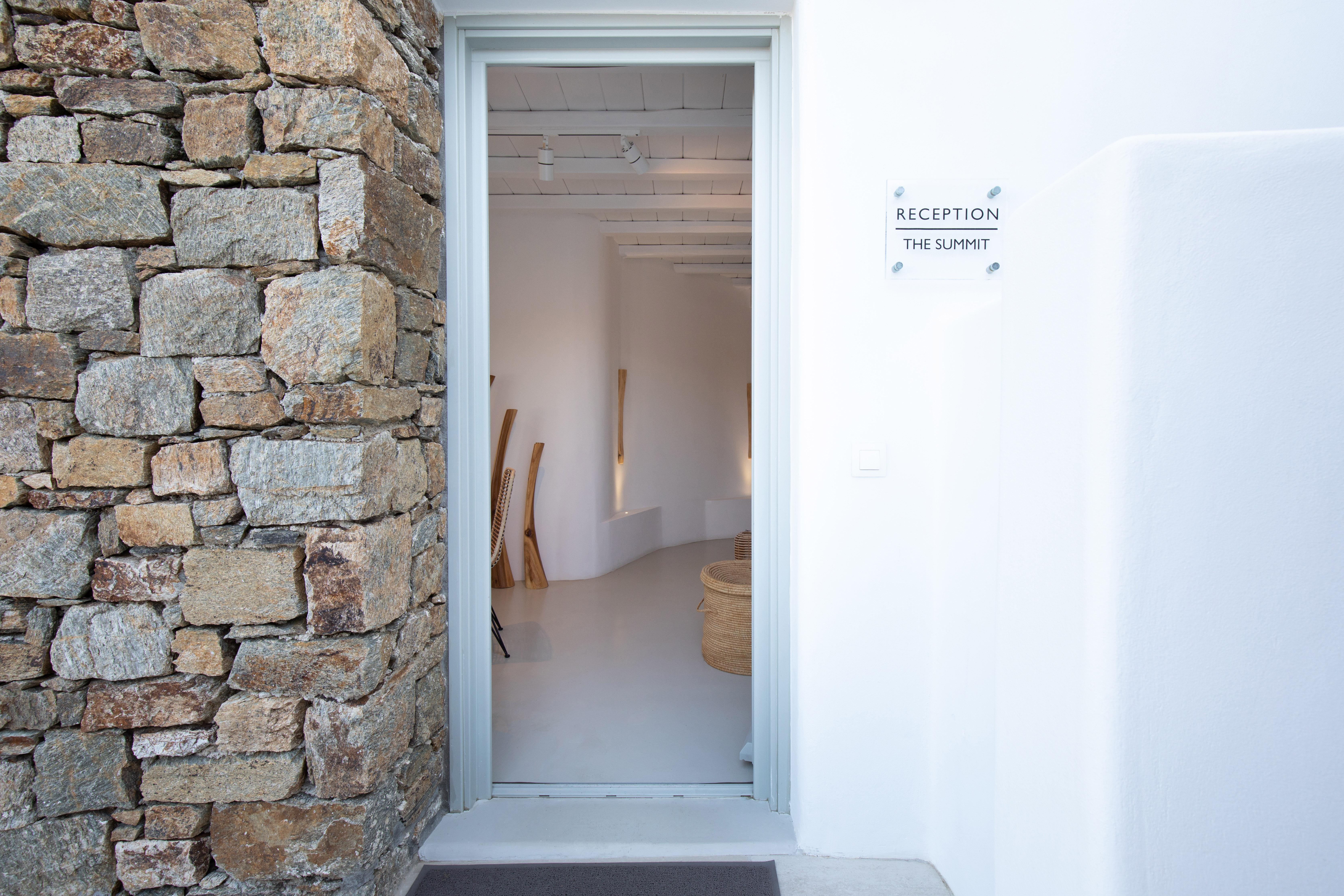 The Summit Of Mykonos Bed & Breakfast Кало Ливади Екстериор снимка