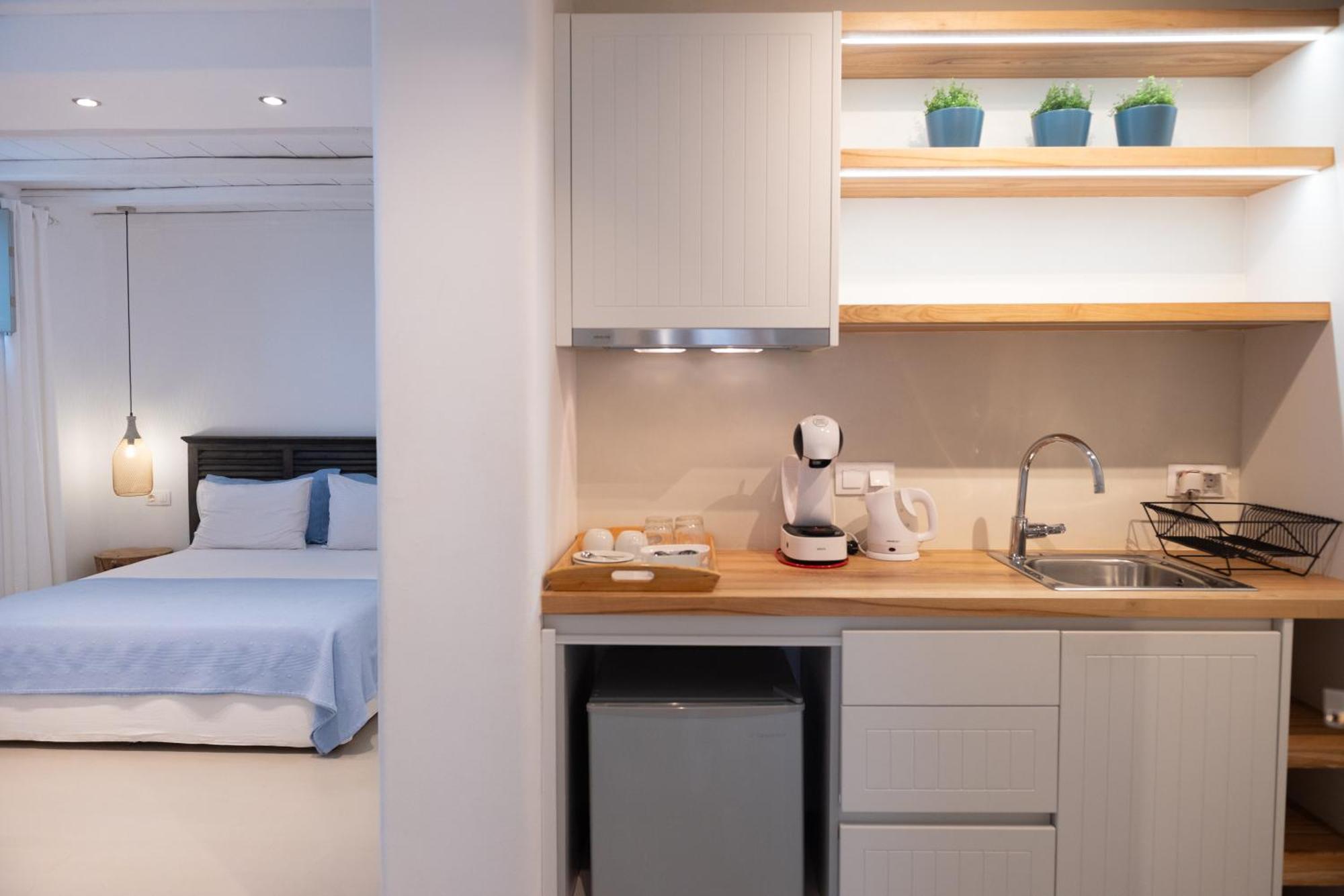 The Summit Of Mykonos Bed & Breakfast Кало Ливади Екстериор снимка