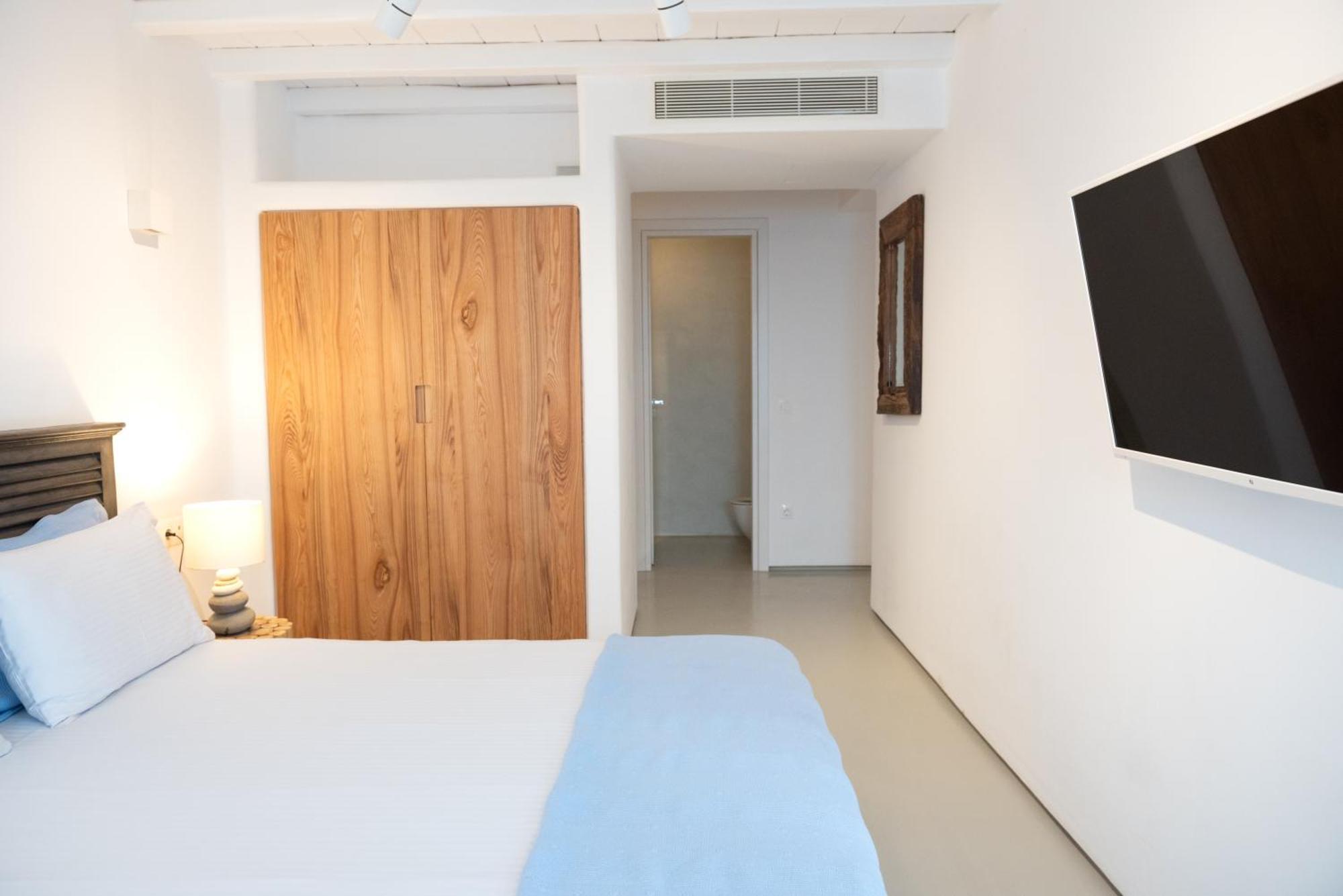 The Summit Of Mykonos Bed & Breakfast Кало Ливади Екстериор снимка