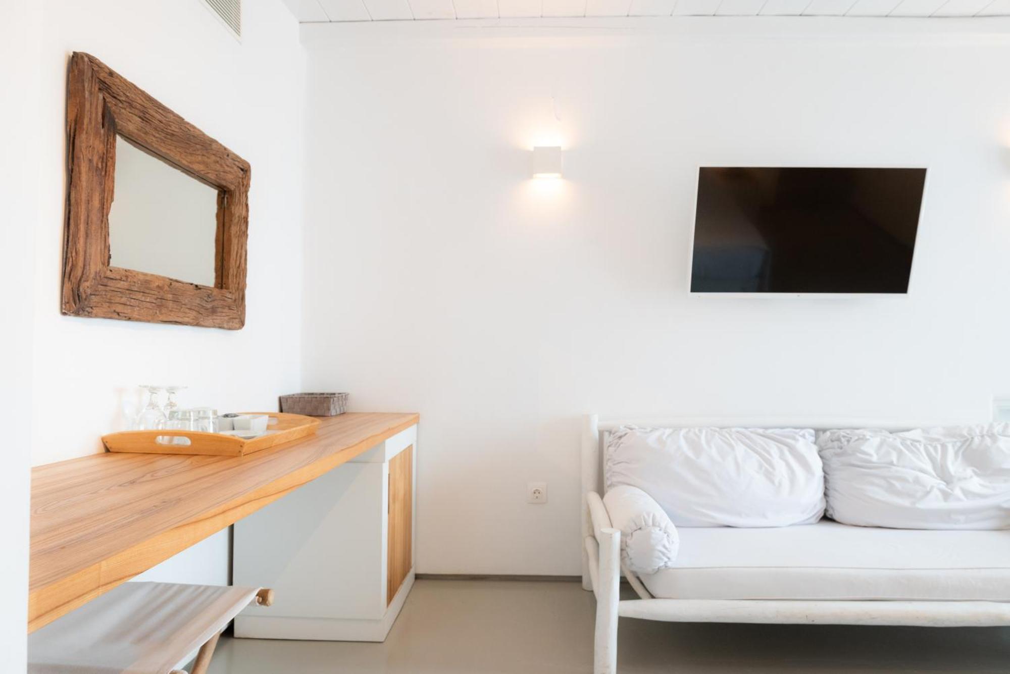 The Summit Of Mykonos Bed & Breakfast Кало Ливади Екстериор снимка